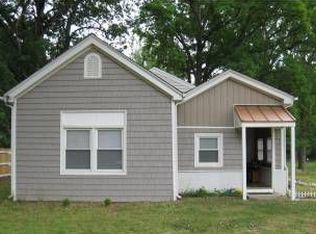 5038 W Belmont Rd, Richmond, VA 23234