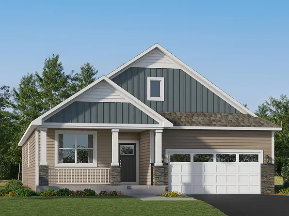 2121 Traverse Dr, Lino Lakes, MN 55038