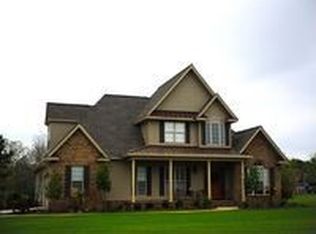 6102 Cottonwood Ln, Blackshear, GA 31516