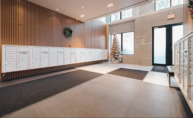 Rented by REAL New York | media 24