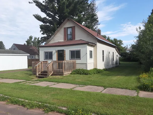 705 Hancock St, Wakefield, MI 49968