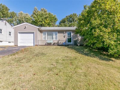 1033 Edgehill Dr, Saint Louis, MO, 63135