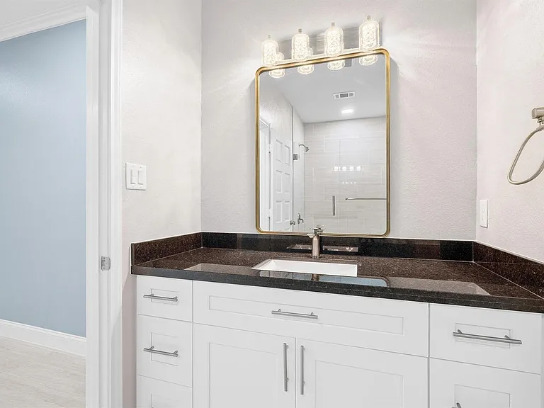 1032 Townplace St — Photo 23