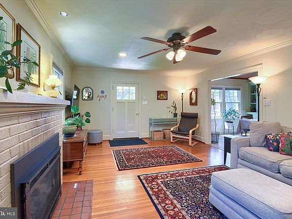 5th image of 3930 Brisban St