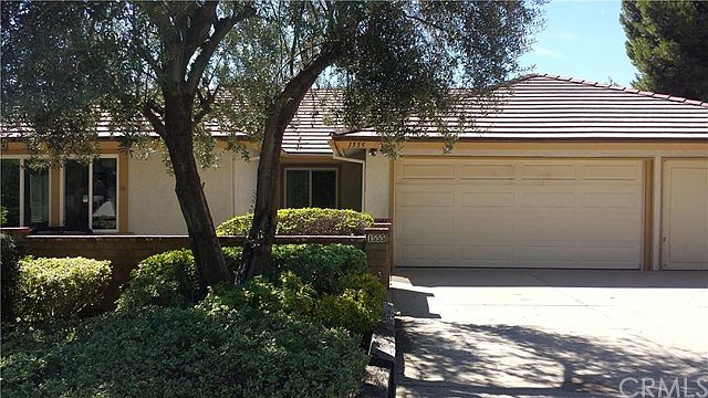 1st image of 1555 Deerfoot Dr