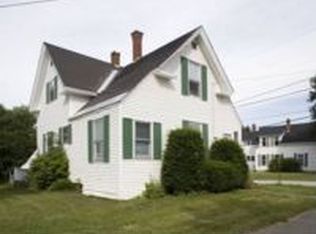 81 Veazie St, Old Town, ME 04468