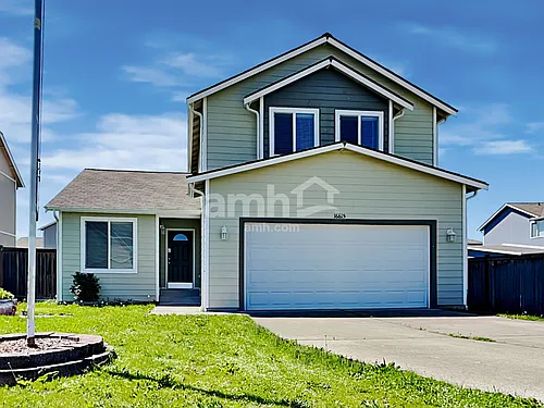 16615 Greenleaf Ave SE Photo 1