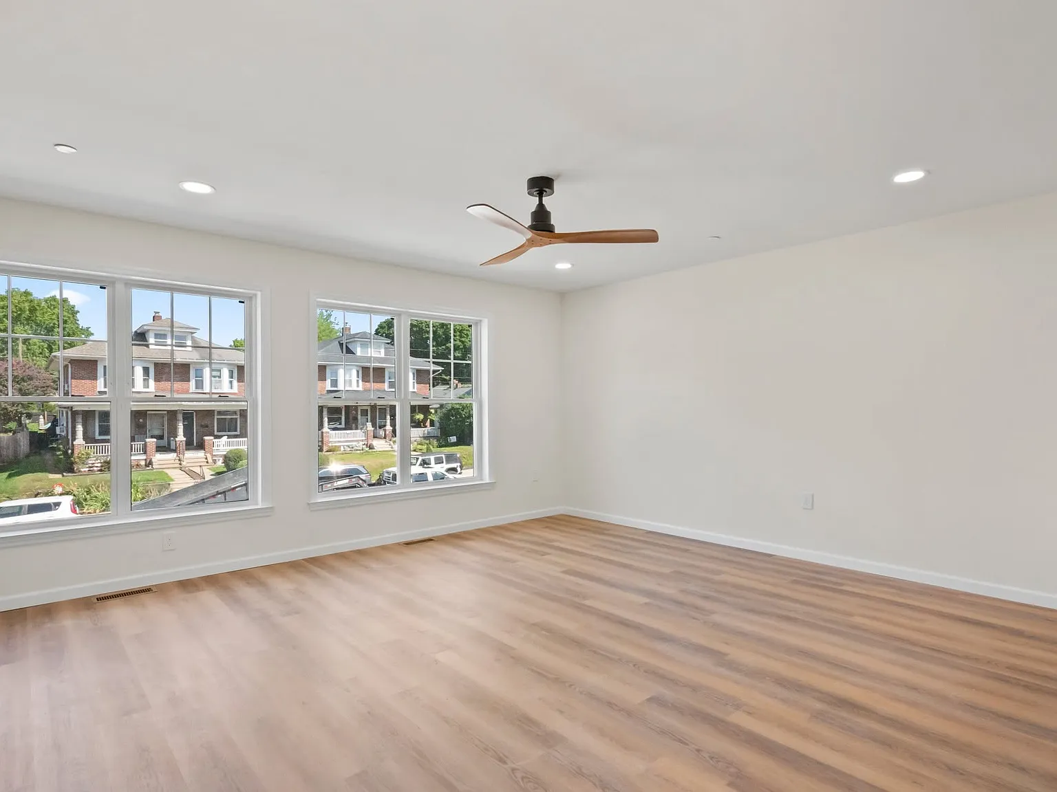 Bakery Townhomes - 4 — Photo 2