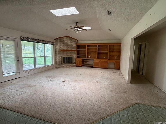 3rd image of 281 County Road 265