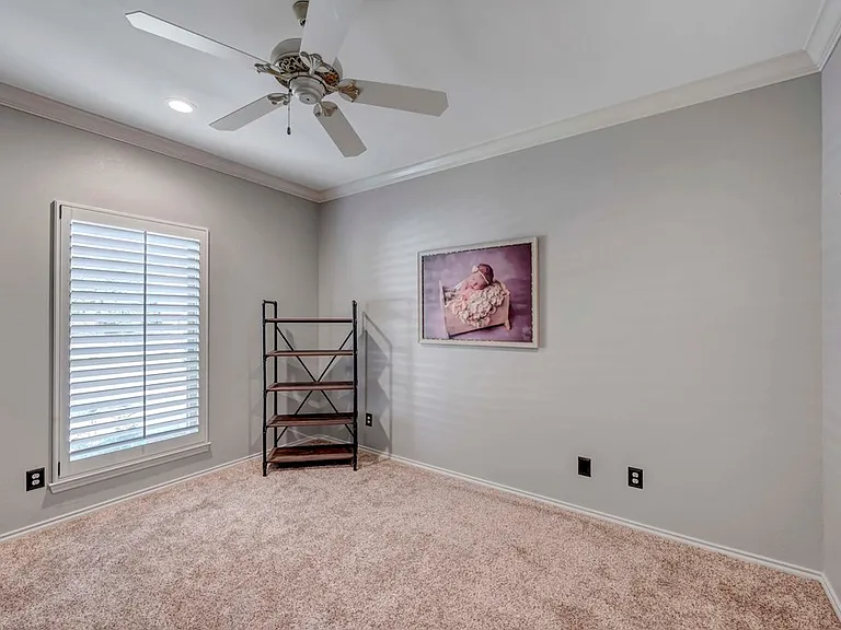 4416 Guadalupe St — Photo 8