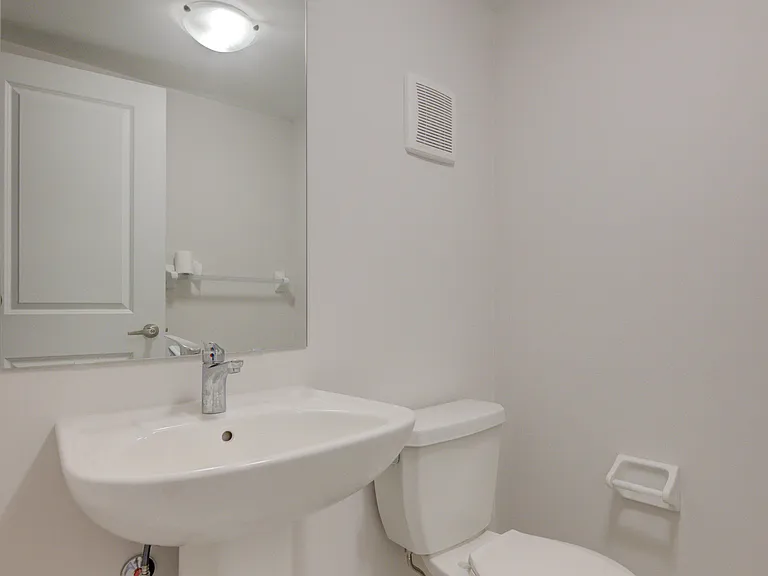 585 Colborne St E #611 — Photo 21