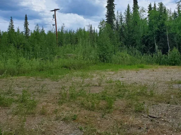 1441 Secluded Dr, North Pole, AK 99705