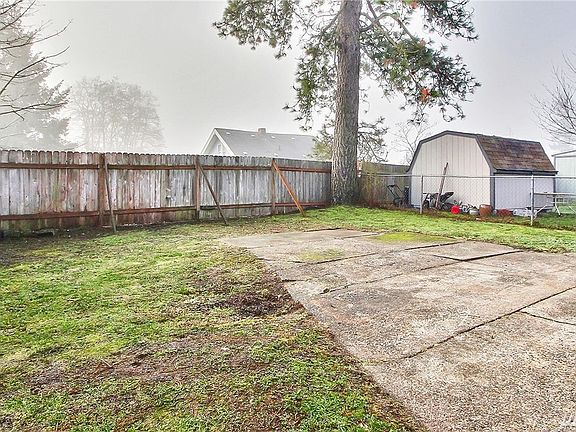 3rd image of 220 126th St S