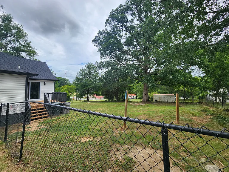 1828 Maxton Ave — Photo 8