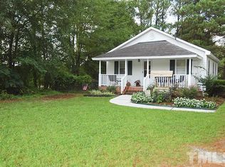 752 Wagstaff Rd, Fuquay Varina, NC 27526