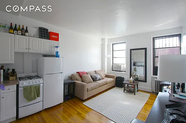 Rented by Compass | media 7