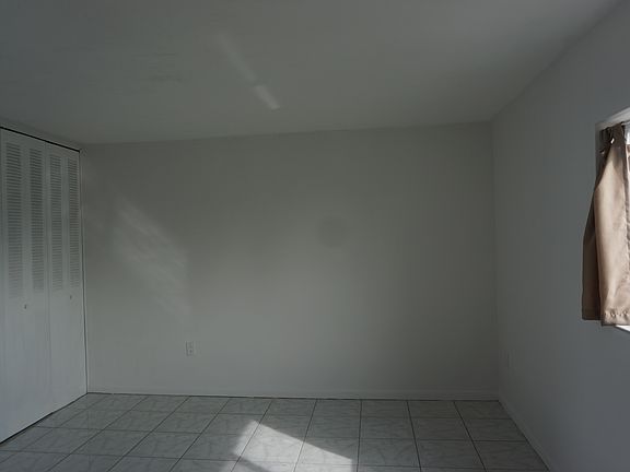 Lots of sunlight via windows