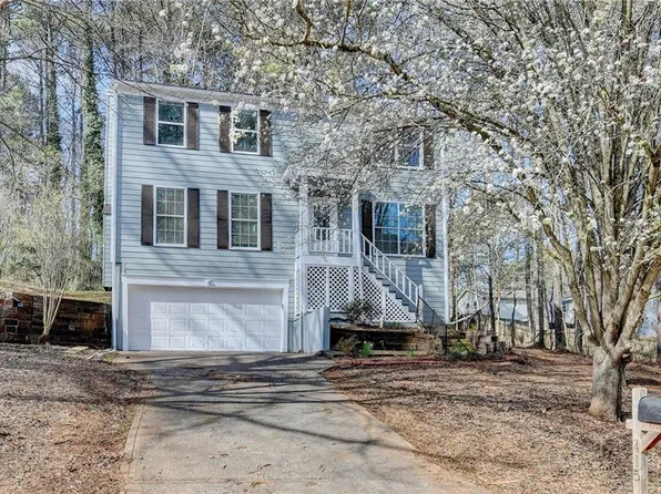 415 Ridgedale Way, Lawrenceville, GA 30044