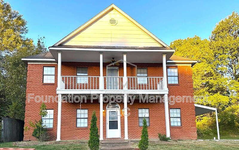 1st image of 2701 College St