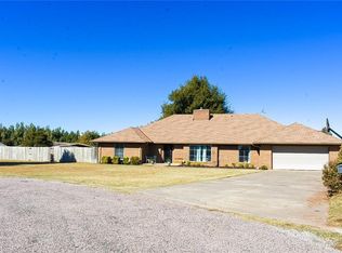 6003 Hummingbird Cir, El Reno, OK 73036