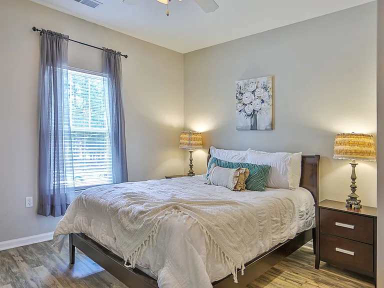 Channel Family Apartment Homes — Photo 21