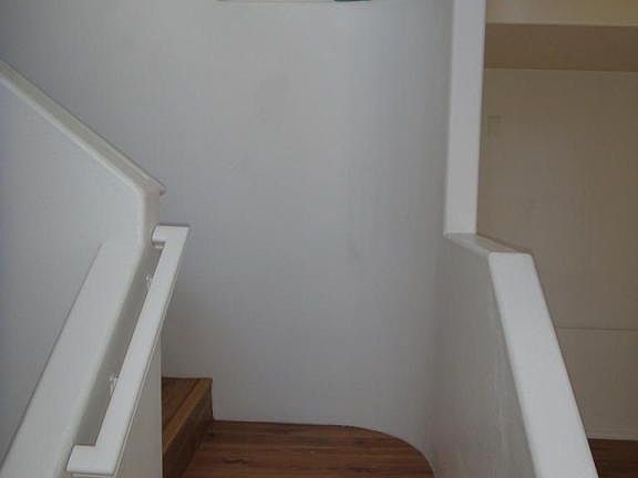 4th image of 9718 Tapatio Dr NW