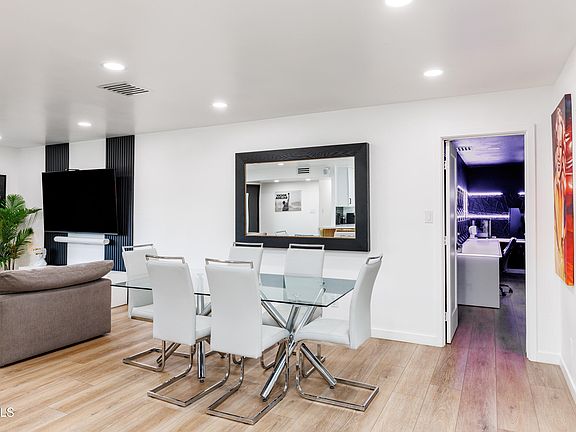 5th image of 3055 Amarillo Ave