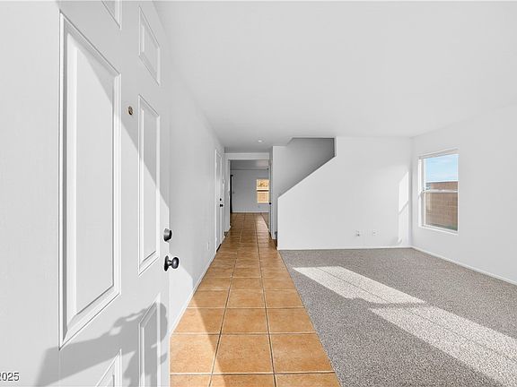 5th image of 6374 Cactus Dahlia St