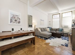 30 Christopher St APT 1H, New York, NY 10014
