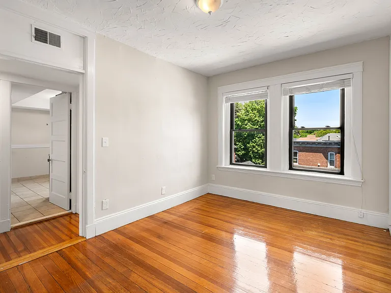 22 Linden Pl #2 — Photo 16