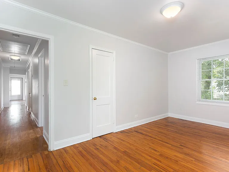 2103 Ward St — Photo 7
