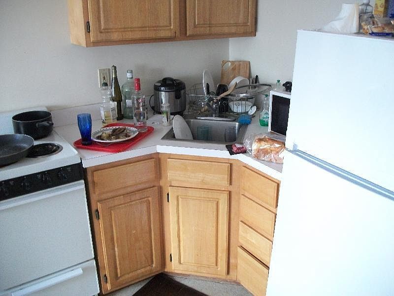 2nd image of 8 Westland Ave #59
