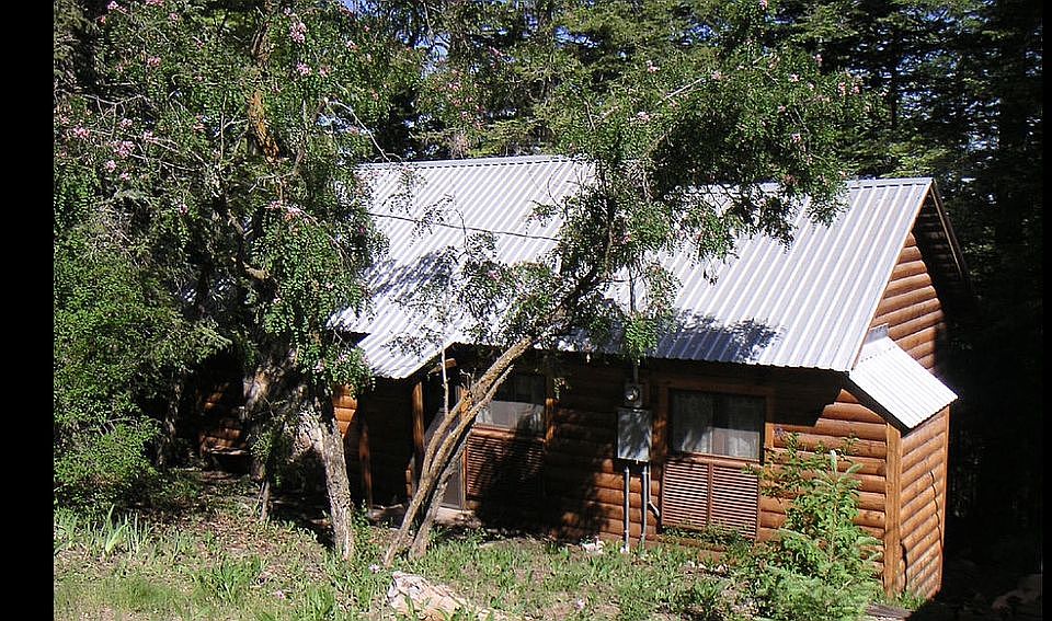 2nd image of 100 Mink Ave