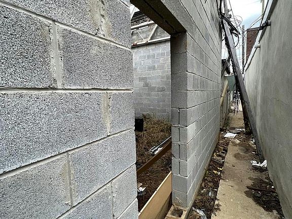 3rd image of 2666 N Palethorp St #2668