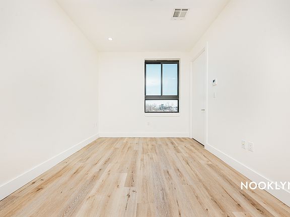 3rd image of 570 Nostrand Ave #3E