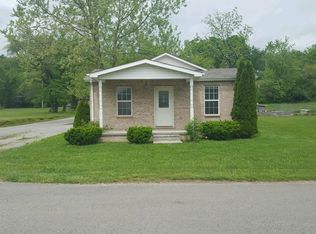 55 Third St, Crab Orchard, TN 37723