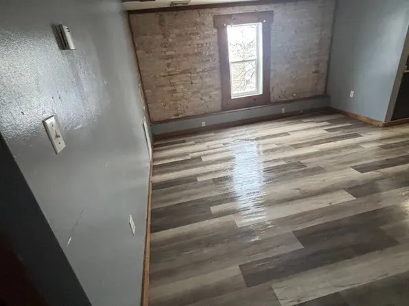 327 Harrison St., 327 Harrison St #B, Elkhart, IN 46516