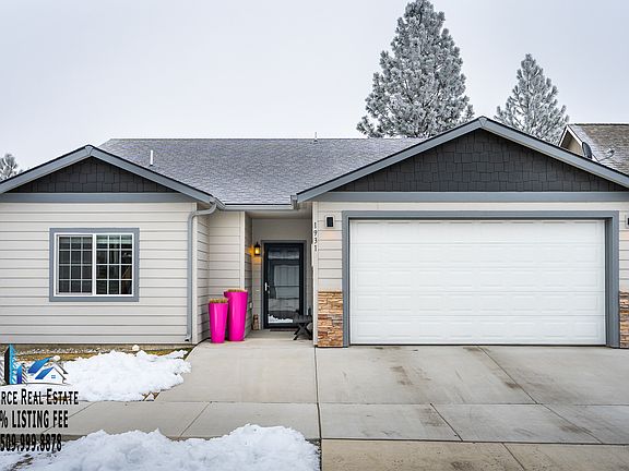 2nd image of 1931 S Canyon Woods Ln
