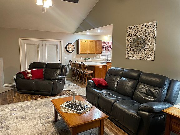 5th image of 1207 Bowden Dr