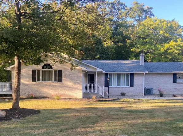 105 Beta Dr, Johnstown, PA 15904