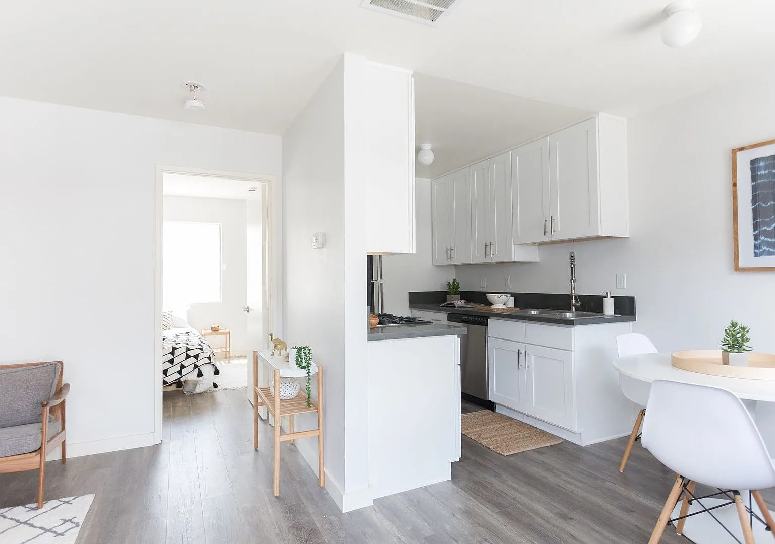 Top-Floor Modern Living in Boyle Heights — Photo 2