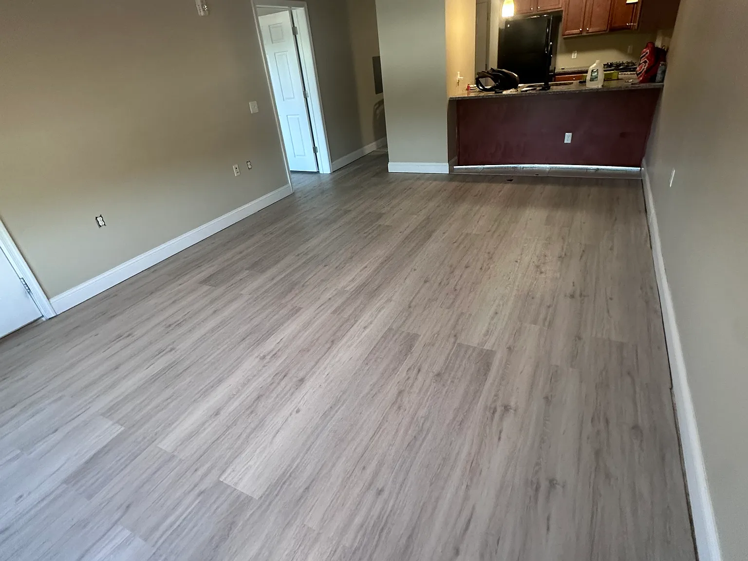 28 Lake St — Photo 3