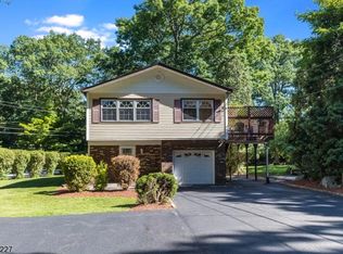 3 Lockwood Ave, Stanhope, NJ 07874