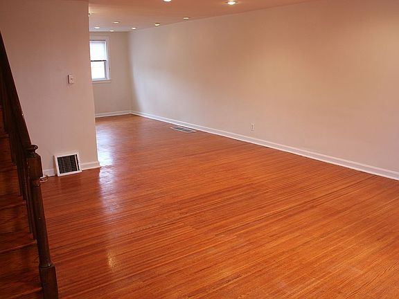 dining rm.