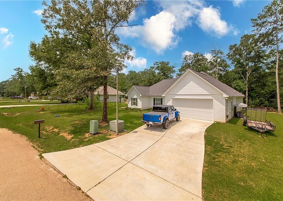 1st image of 164 Keeneland Place Loop