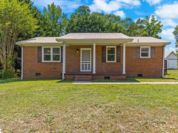 102 E St, Williamston, SC 29697