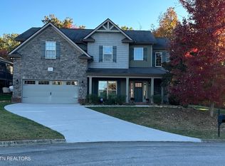 12946 Pine Meadows Ln, Knoxville, TN 37934