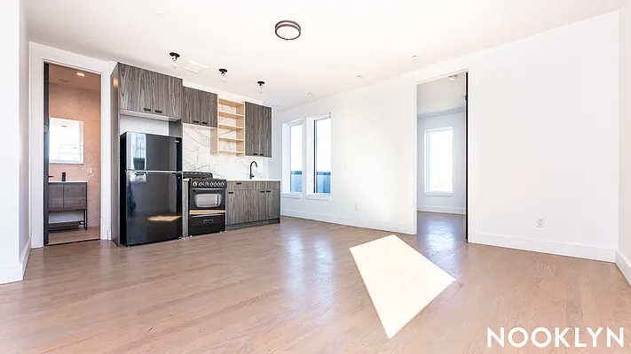 Rented by Nooklyn NYC LLC | media 4