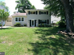 8608 Hartsdale Ave, Bethesda, MD 20817