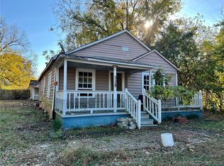 313 S Racepath St, Fayetteville, NC 28301